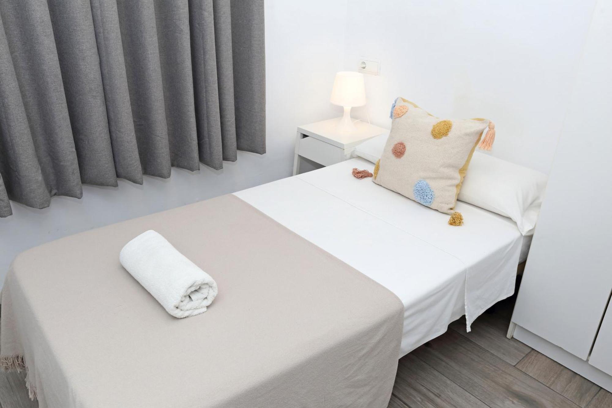 Hostal Costa Ibiza Bagian luar foto