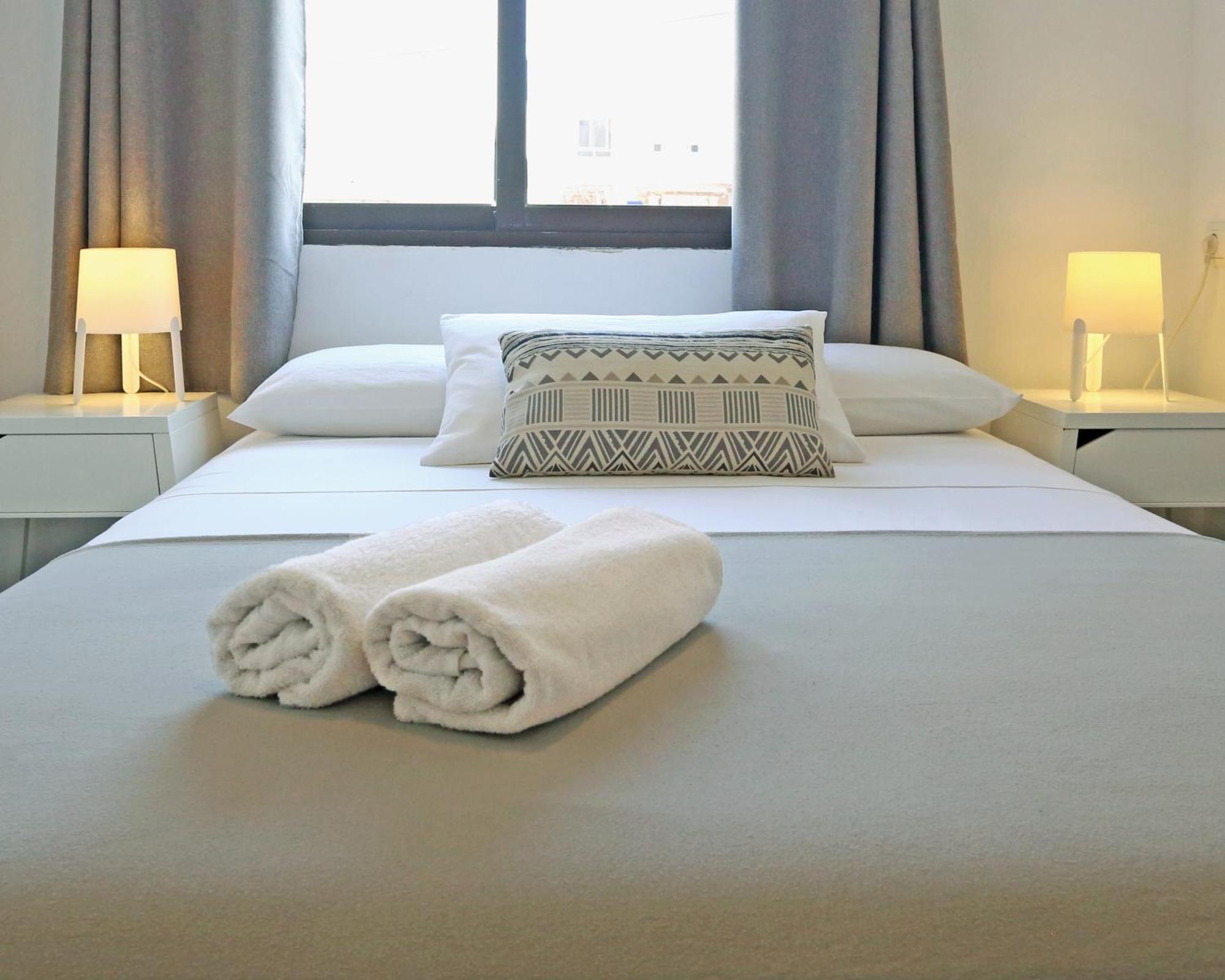 Hostal Costa Ibiza Bagian luar foto