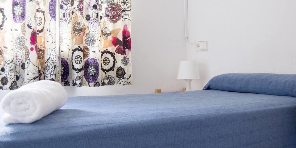 Hostal Costa Ibiza Bagian luar foto